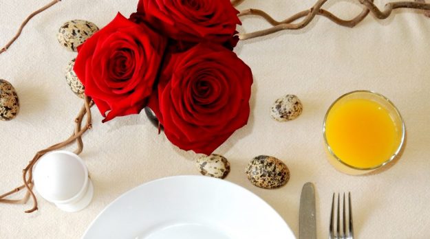 red naomi easter porta nova 9